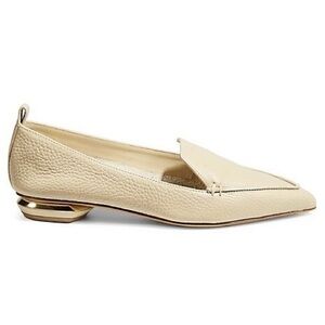 Nicholas Kirkwood Beya pointed toe gold pebbled leather flats. 💛